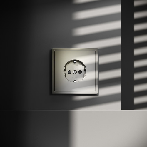 Розетка с З/К и шторками, Шелк, VOLTUM S70 VLS040204