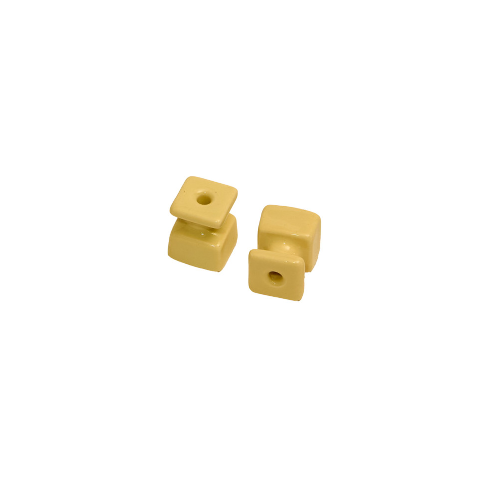 Керамический изолятор 20х24 мм, Песочный, Кром Interior Electric ИК-К-04