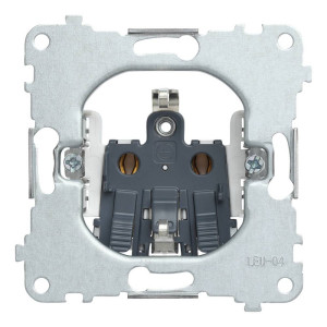 Механизм розетки с З/К без винтовой, Rikett 32130