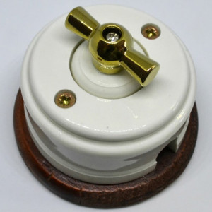 Выключатель керамика 1 кл. проходной(2 положения), подложка вишня, слоновая кость, ЦИОН В1М-СК