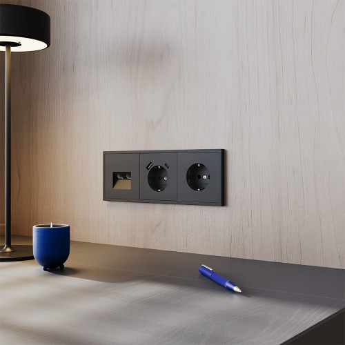 Рамка 3 местная, пластик, Черный матовый, Voltum S70 VLS100308