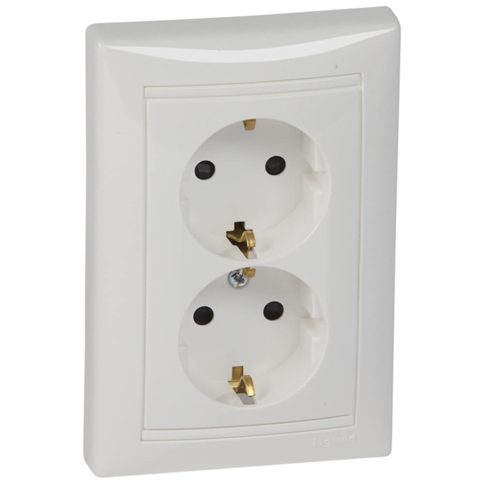 Розетка 2-ая с З/К со шторками, белый, Valena Classic Legrand 774427 Розетка 2-ая с З/К со шторками, белый, Valena Classic Legrand 774427
