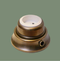 Ретро розетка латунь с шторками, светлая латунь, Людвиг Romatti G25-8-12
