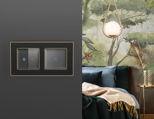 Рамка 3 местная стекло органическое, Черный\Шампань, ALFA Arctic Ambrella Volt AF580543