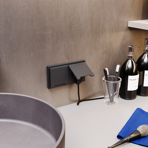 Розетка с З/К, шторками и крышкой, Графит, S70 Voltum VLS040307