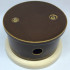 Распаечная коробка D80 из керамики с круглой крышкой, подложка береза, карамель, ЦИОН РК-КАР1