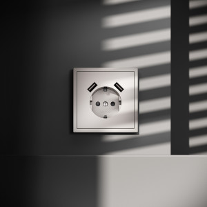 Розетка c З/К, шторками и USB зарядкой A+A, Кашемир, S70 Voltum VLS040403