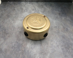 Распаечная коробка D79, металл, Латунь, Petrucci 101BS