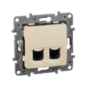 Розетка 2-я компьютерная RJ45 Cat. 5e, слоновая кость, Etika Legrand 672355