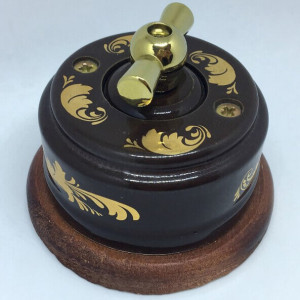 Выключатель керамика 1 кл. проходной(2 положения), подложка вишня, магия золота, ЦИОН В1М-МЗ