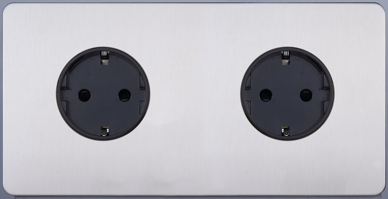 Розетка 2-ая с З/К (внутренний монт.), Никель, Leon Salvador SBAN53A3A11