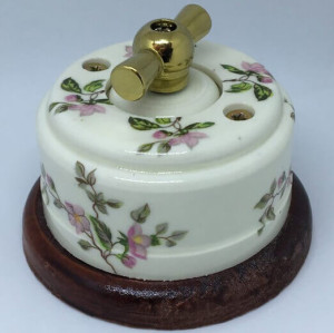 Выключатель керамика 1 кл. проходной(2 положения), подложка вишня, Нежность, ЦИОН В1М-НЖ