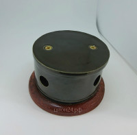 Распаечная коробка D80 из керамики с круглой крышкой, подложка вишня, Чёрный глянец, ЦИОН РК-ЧГ1