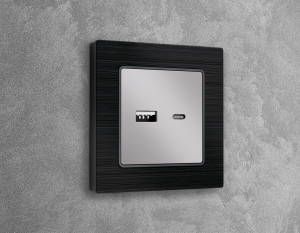 Лицевая панель розетки USB для быстрой зарядки тип A+C, Серебро глянец, ALFA Quant Ambrella Volt AP4110