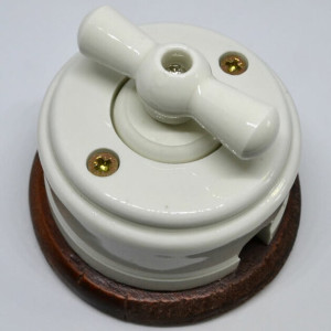 Выключатель керамика 1 кл. проходной(2 положения), подложка вишня, слоновая кость, ЦИОН В1Б-СК