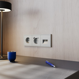 Розетка c З/К, шторками и USB зарядкой A+C, Сталь, Voltum S70 VLS040505