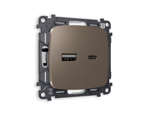 Розетка USB для быстрой зарядки тип A+C, Темная бронза матовый, OMEGA Quant Ambrella Volt MO641010