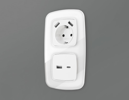 Лицевая панель розетки USB для быстрой зарядки тип A+C, Белый глянец, OMEGA Quant Ambrella Volt OP1110