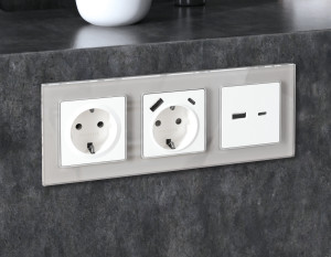 Рамка 4 местная стекло органическое, Серебро, ALFA Platos Ambrella Volt AF330404