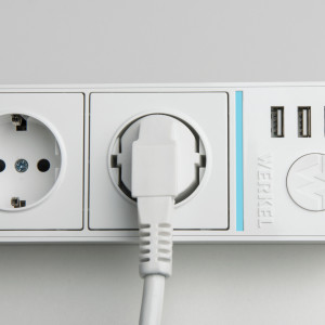 Удлинитель 4 местный с З/К + USB, 1.7 метра, Белый, Werkel W6514901