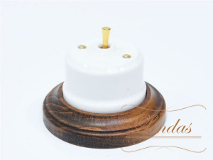 Выключатель керамика тумблерный 1 кл. перекрестный, Белый с латунной ручкой, Lindas 34610-G