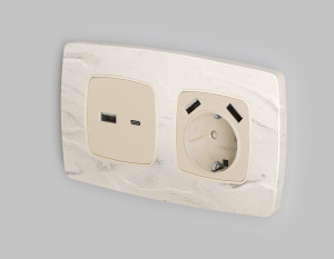 Лицевая панель розетки USB для быстрой зарядки тип A+C, Бежевый матовый, OMEGA Quant Ambrella Volt OP3310