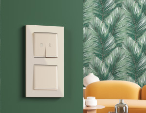 Рамка 4 местная пластик, Бежевый матовый, ALFA Techno Ambrella Volt AF220334