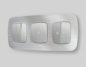 Рамка 3 местная металл, Серебро\Металл шлифованный, OMEGA Radian Ambrella Volt OF580103