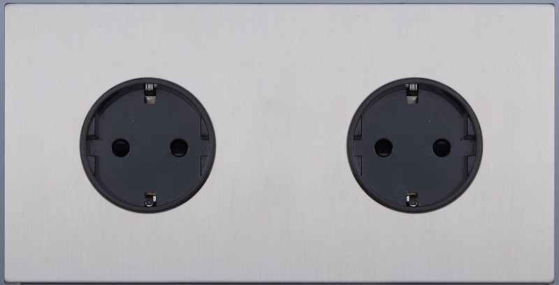 Розетка 2-ая с З/К (внутренний монт.), Никель, Bilbao Salvador SJAN55A5A11