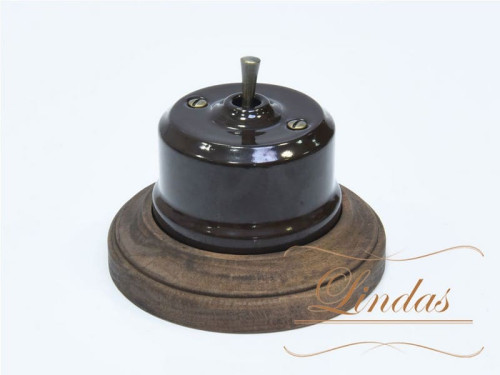 Выключатель керамика тумблерный 1 кл. перекрестный, коричневый с бронзовой ручкой Lindas 34612-B