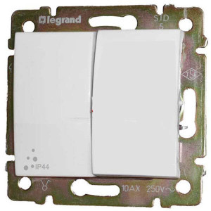 Выключатель 2 клав. проходной IP44, белый, Valena Classic Legrand 770098