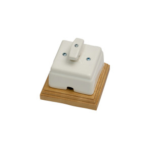 Выключатель керамический 2 кл. (4 положения), Белый, Кром Interior Electric ВПКК2/02