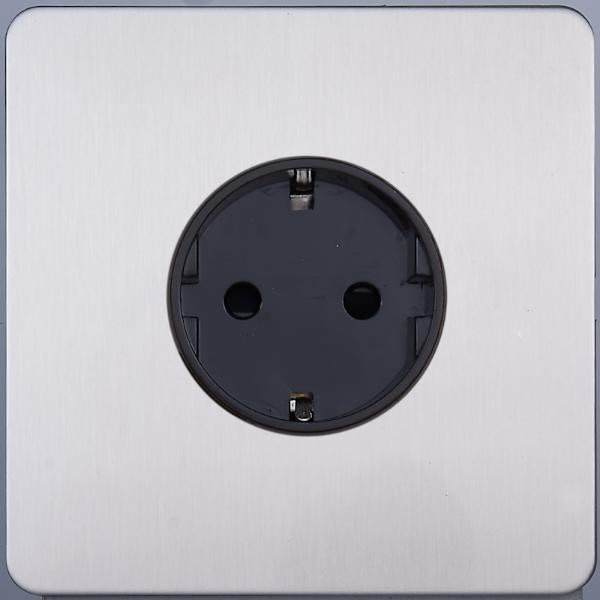 Розетка с З/К (внутренний монт.), Никель, Merida Salvador SBAN55B5A10