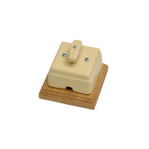 Выключатель керамический 2 кл. (4 положения), Слоновая кость, Кром Interior Electric ВПКК2/03