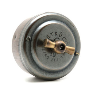 Выключатель поворотный 2 кл. (4 положения), металл, Старая бронза, Petrucci 305BRO