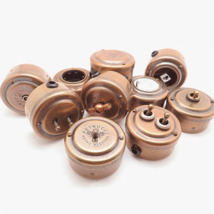 Выключатель тумблерный 1 кл. проходной, металл, Бронза, Petrucci 302SBR