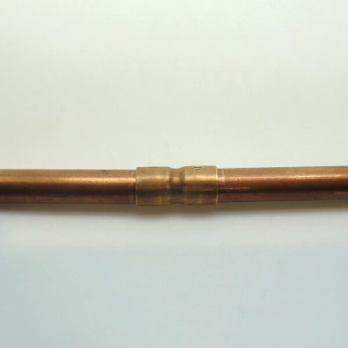 Труба латунная с муфтой для лофт проводки D16 мм. (1,5 м.), бронза, Petrucci 16x1.0x1500BR (16/1.0/1500BR)