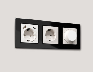 Рамка 3 местная стекло закаленное натуральное, Черный, ALFA Platos Ambrella Volt AF380803