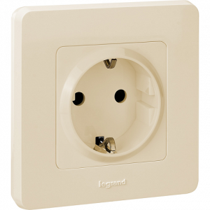 Розетка с З/К со шторками, слоновая кость, INSPIRIA Legrand 673731