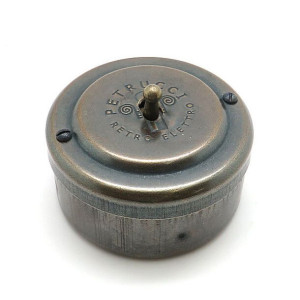 Выключатель тумблерный 1 кл., металл, Старая бронза, Petrucci 301VBRO