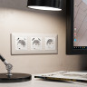 Лицевая панель розетки с З/К и USB зарядкой А+А с шторками, Белый матовый, ALFA Quant Ambrella Volt AP1290