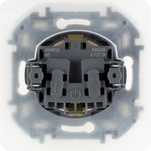 Розетка с З/К с крышкой, герметичная IP44, слоновая кость, INSPIRIA Legrand 673741
