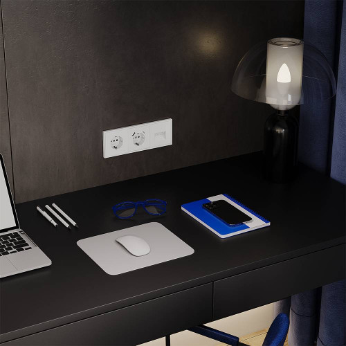 Рамка 3 местная, пластик, Белый матовый, Voltum S70 VLS100302