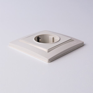 Розетка с З/К безвинтовой зажим, Слоновая кость, Werkel W1171303