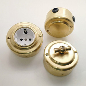 Выключатель поворотный 1 кл. проходной (2 положения), металл, Золото, Petrucci 306GD