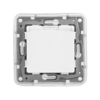 Розетка с З/К с крышкой, герметичная IP44, белый, Etika Legrand 672232