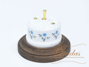 Выключатель керамика тумблерный 1 кл. перекрестный, Белый/Васильки с латунной ручкой, Lindas 34618-G