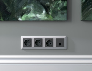 Рамка 3 местная пластик, Серебро глянец, ALFA Line Ambrella Volt AF110403