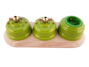 Накладка 3 местная деревянная 110x270 на бревно D280, Leanza РДФ3-280
