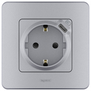 Розетка с З/К со встроенной USB зарядкой, алюминий, INSPIRIA Legrand 673772